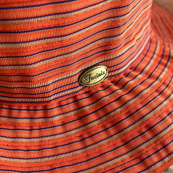 Façonne Spring bucket style hat ribbed orange Blue stripes 21 inch round - Picture 2 of 6